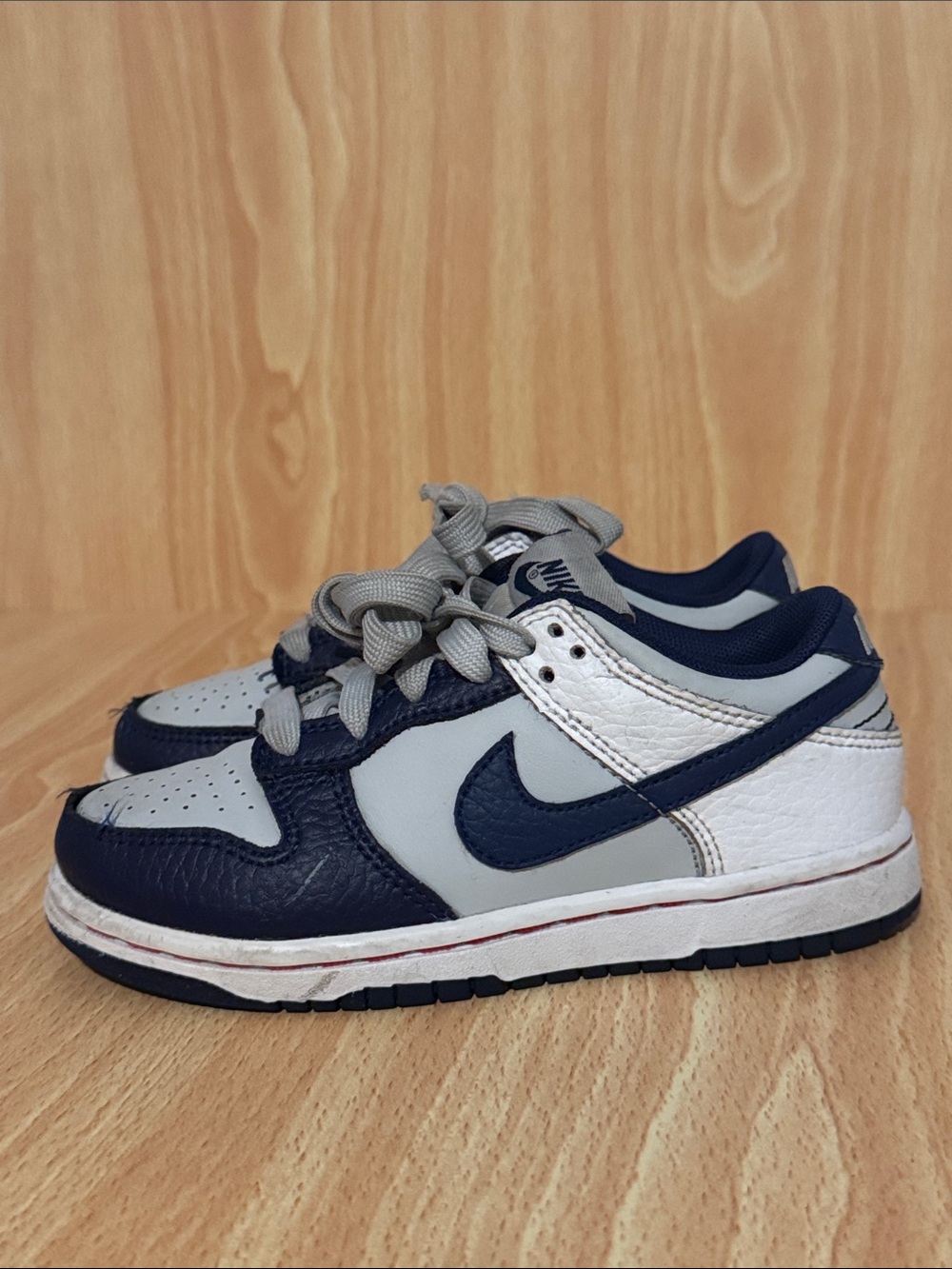 Nike Dunks Kids Low-Top Sneakers in Navy, Gray, and White